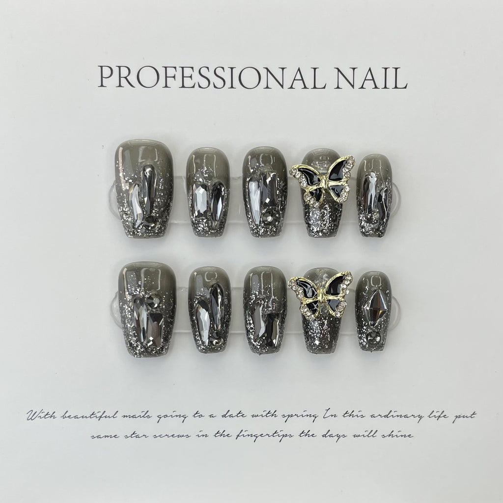 Gris Papillon Press-On Nail Set